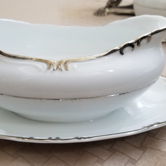 Gold China Baronet (Platinum Trim) Serveware - Picture 6 of 12